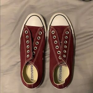 maroon converse, will buy new laces before shipped